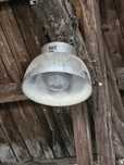 Stare Loftowe lampy warsztatowe