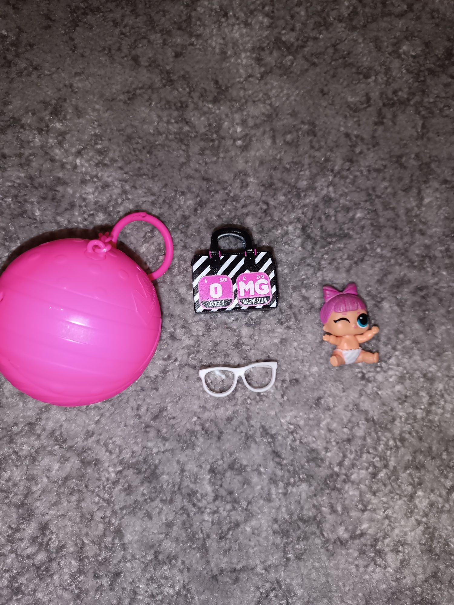 L.O.L. Suprise baby