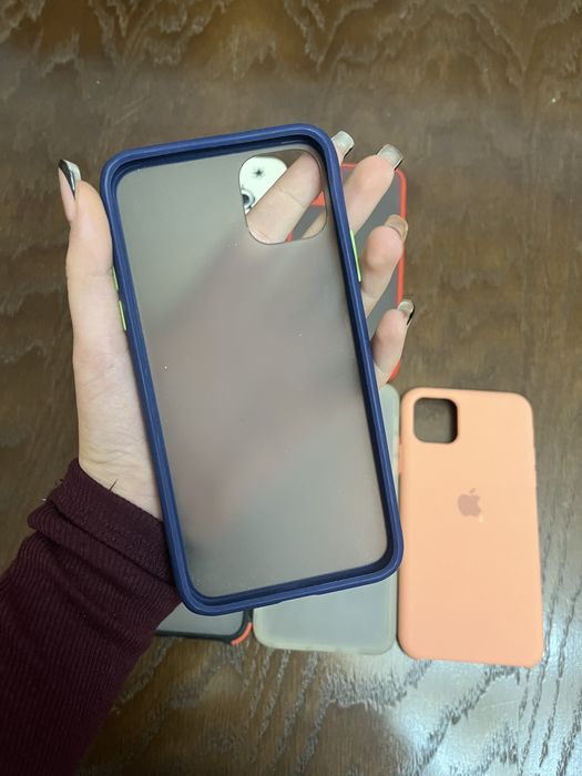 Продам чехли на iPhone 11 pro max