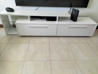 Móvel branco tv sala