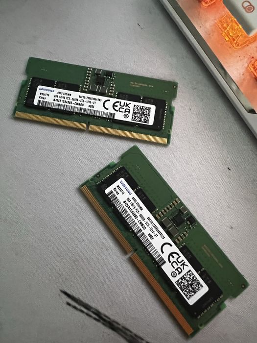 2x8GB Samsung DDR5 SODIMM 5600 Mhz