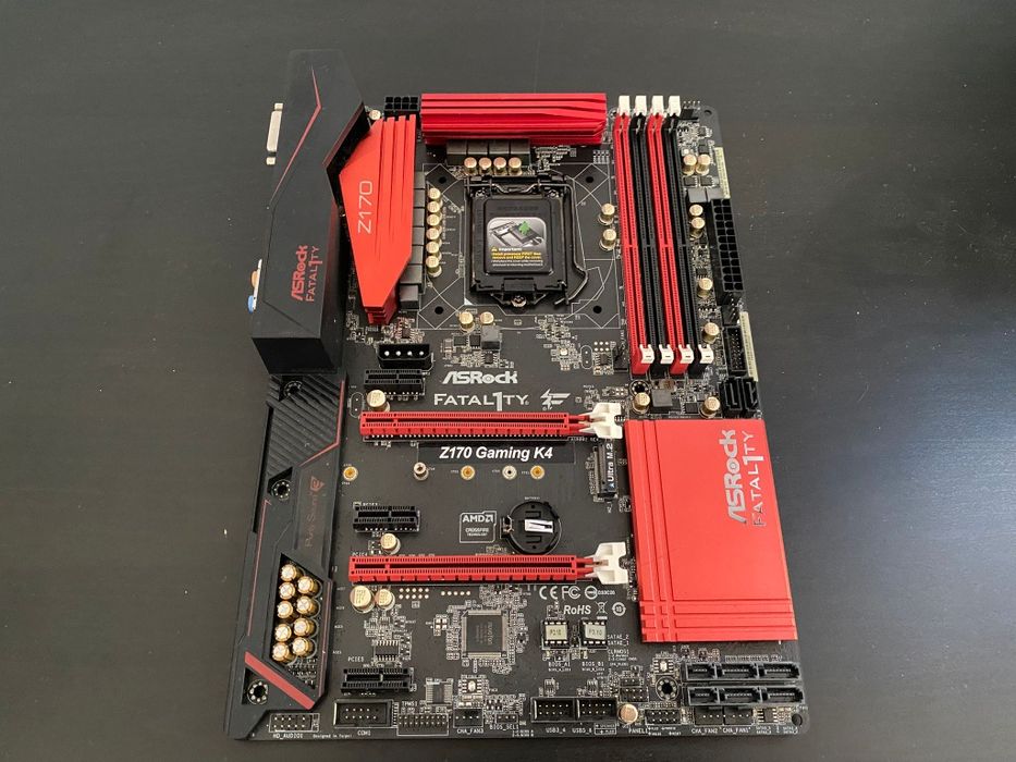 Asrock Fatal1ty Z170 Gaming K4 (Peças/Reparação)