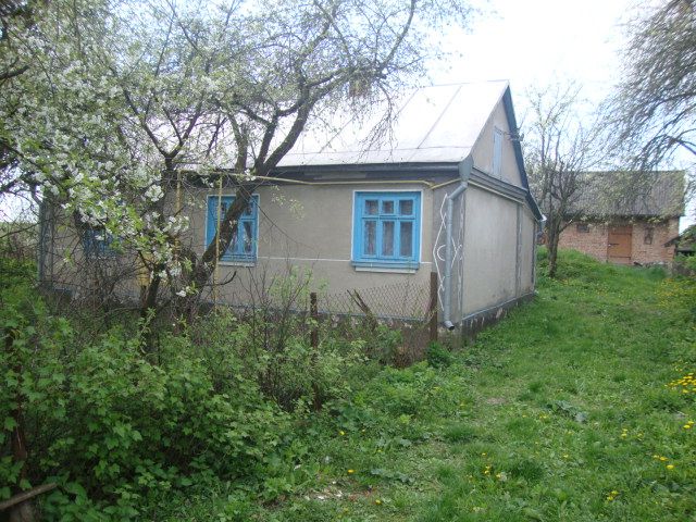 продається будинок в с. Лемешів Горохівського р-ну Волинської області