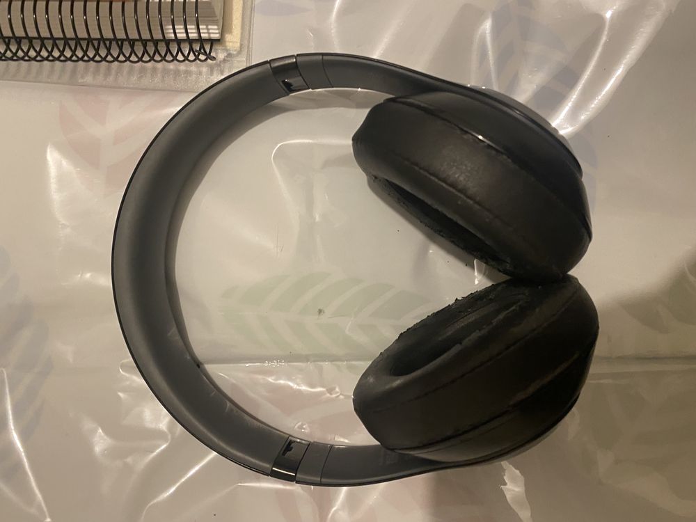 Beats studio 2.0 wireless