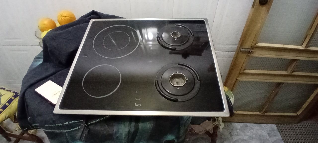 Placa Teka gás e eletricidade