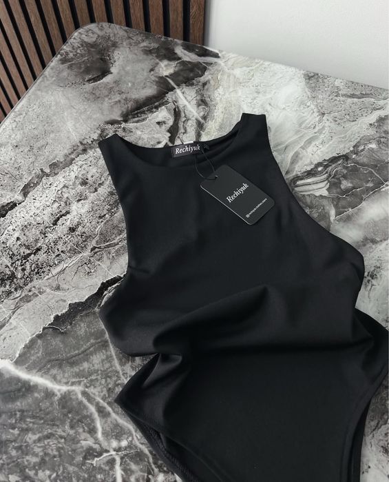 Боді в  розмір хс