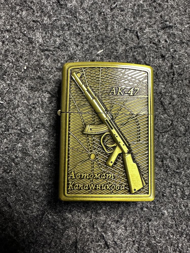 Zapalniczka metalowa benzynowa ak47 wojskowa typu zippo