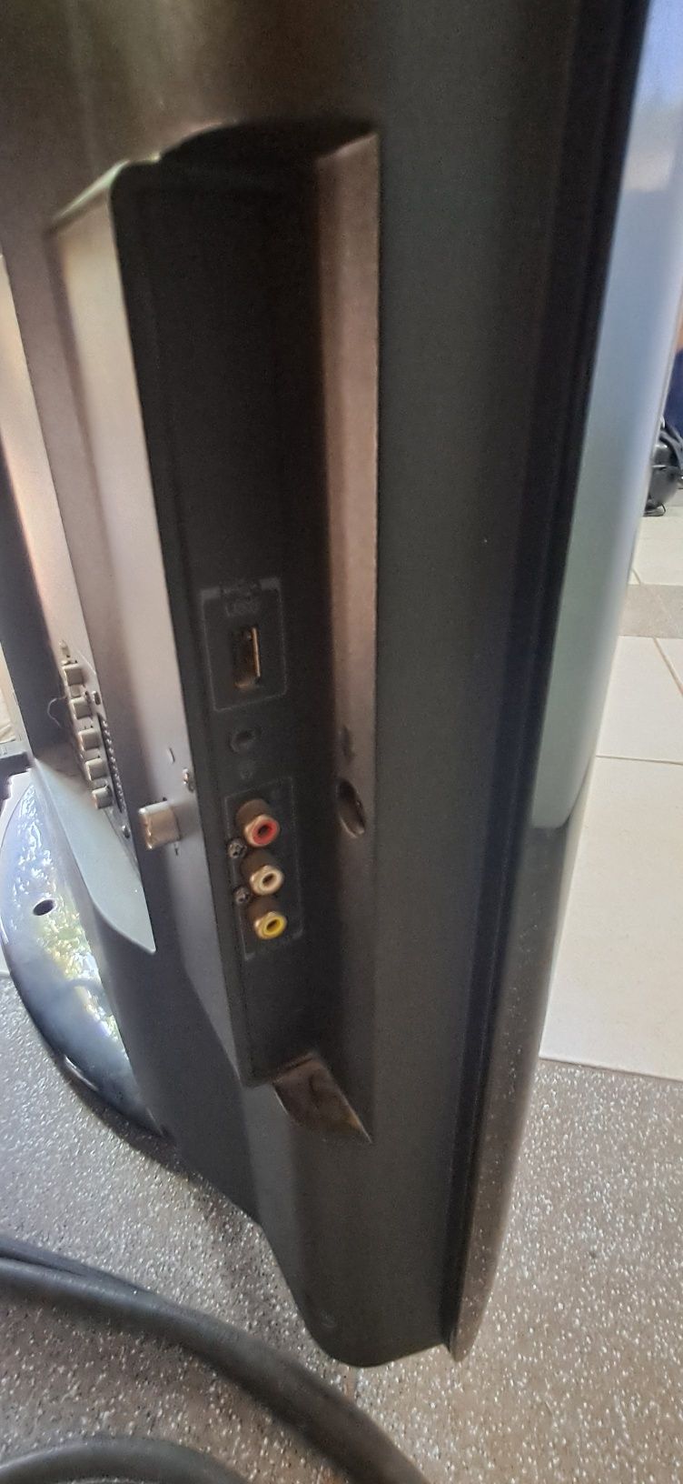 Телевизор Toshiba 32 диагональ