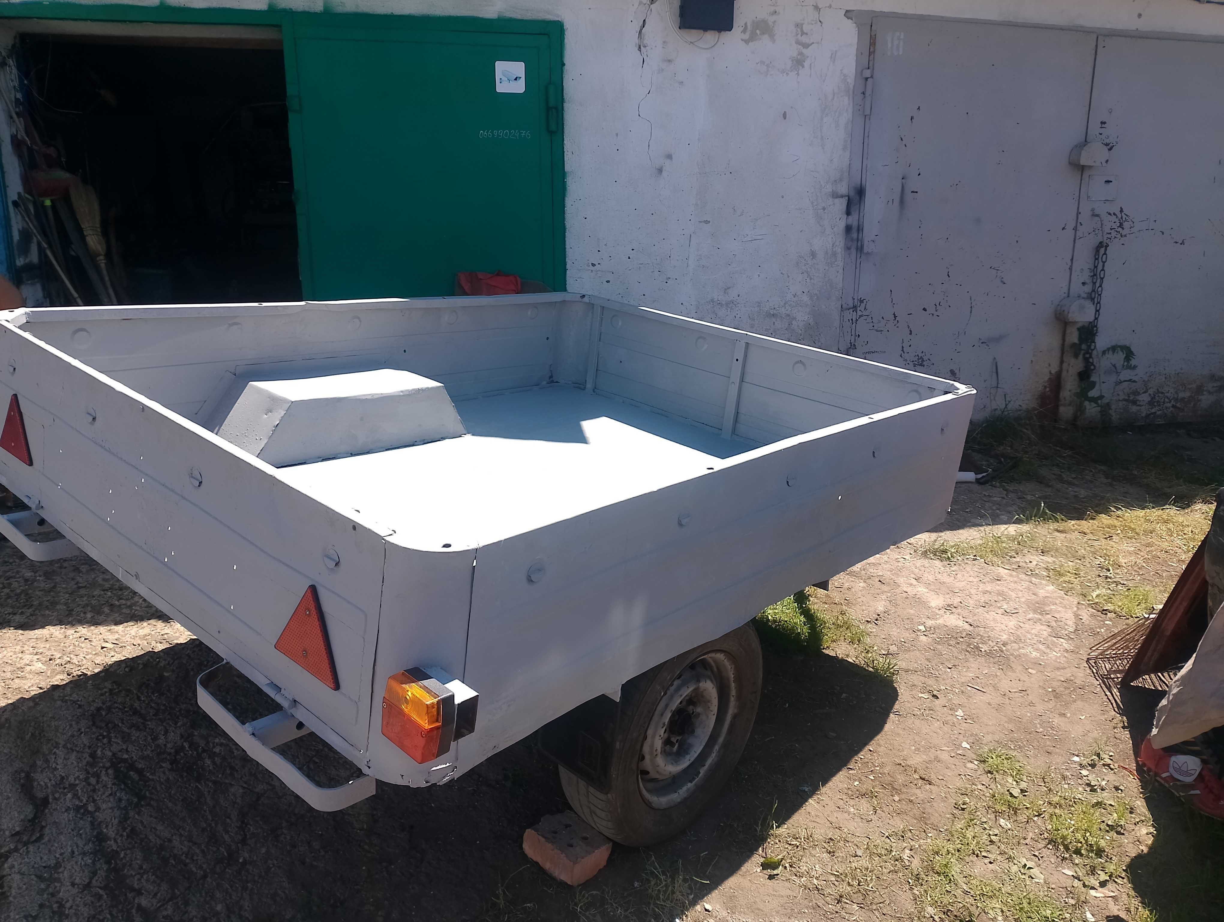 Продам прицеп легковий