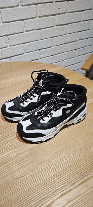 Нові утеплені черевики Skechers D'lites