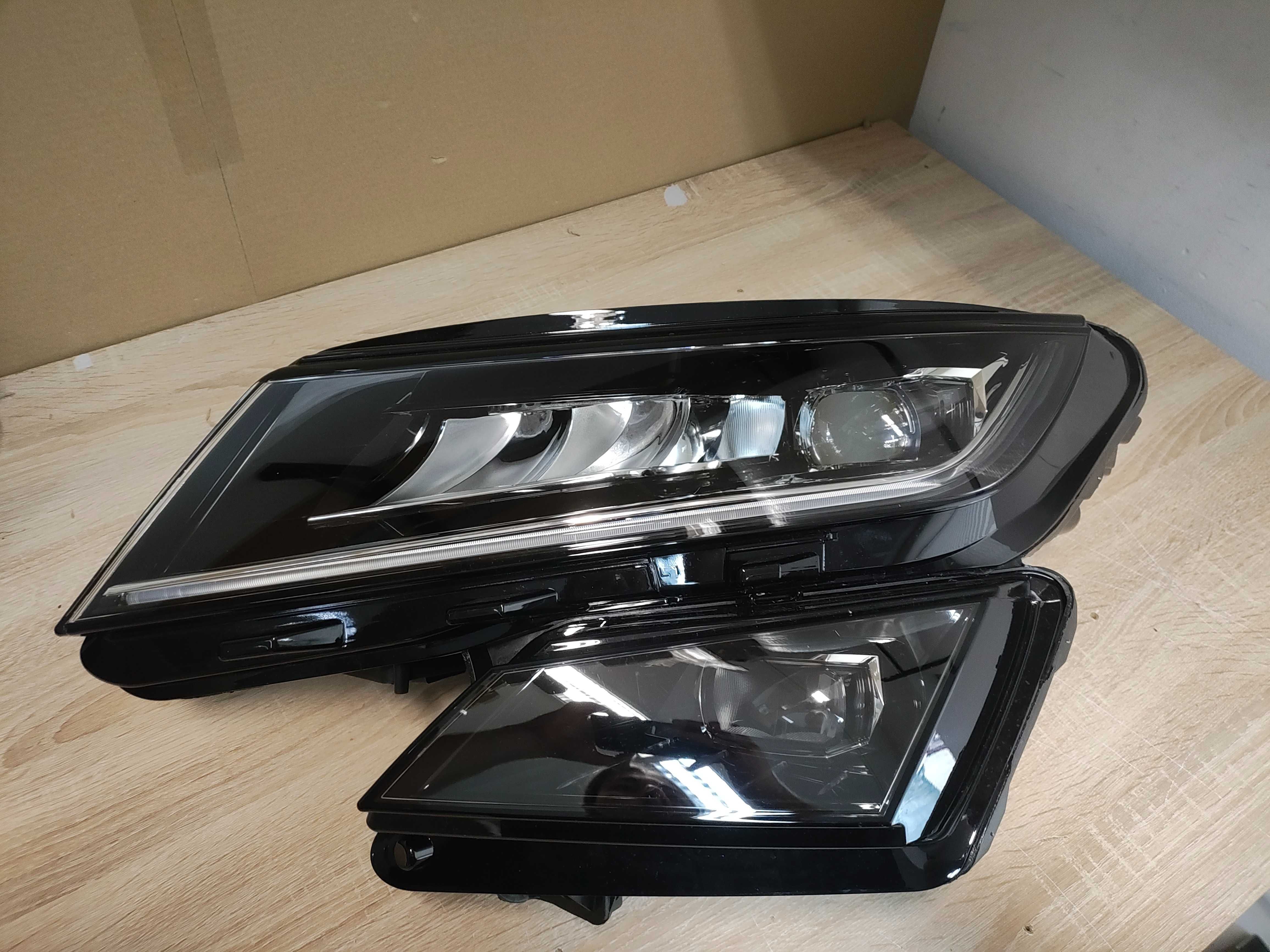 Reflektor LED Skoda Kodiaq Hella lewy