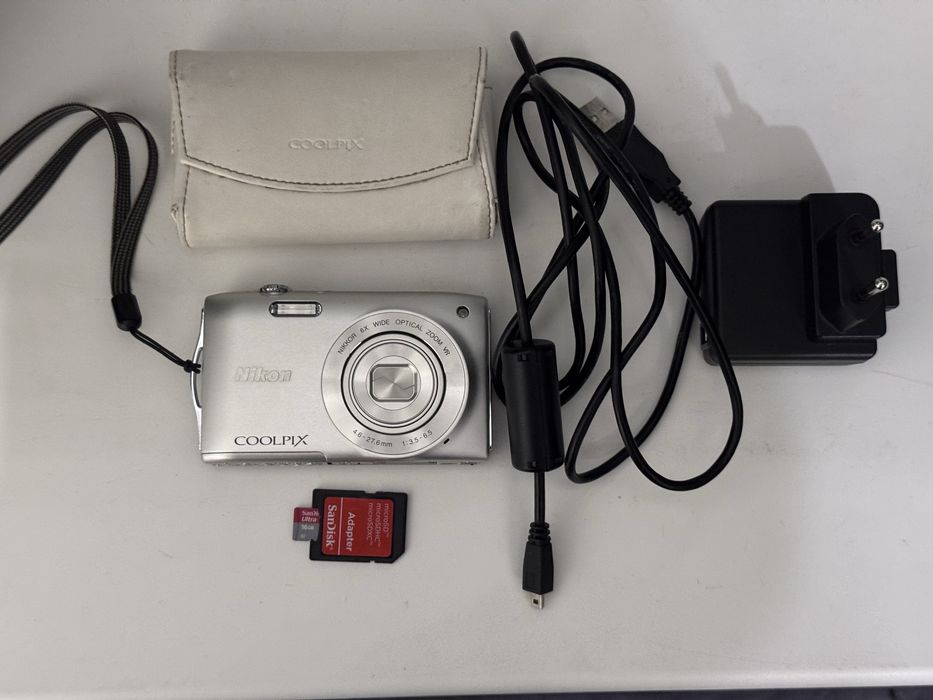 Цифровой фотоаппарат Nikon Coolpix S3300