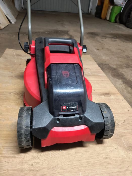 Kosiarka akumulatorowa Einhell GE-CM 18/30 Li Kit Power X-Change