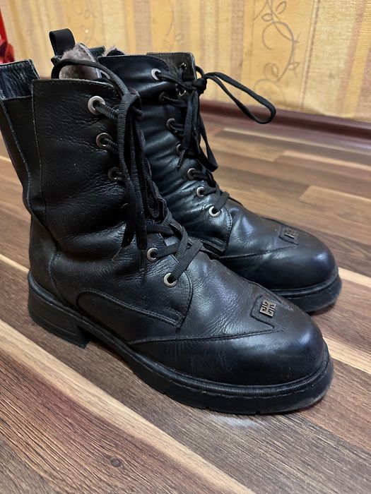 Жіночі шкіряні ботинки