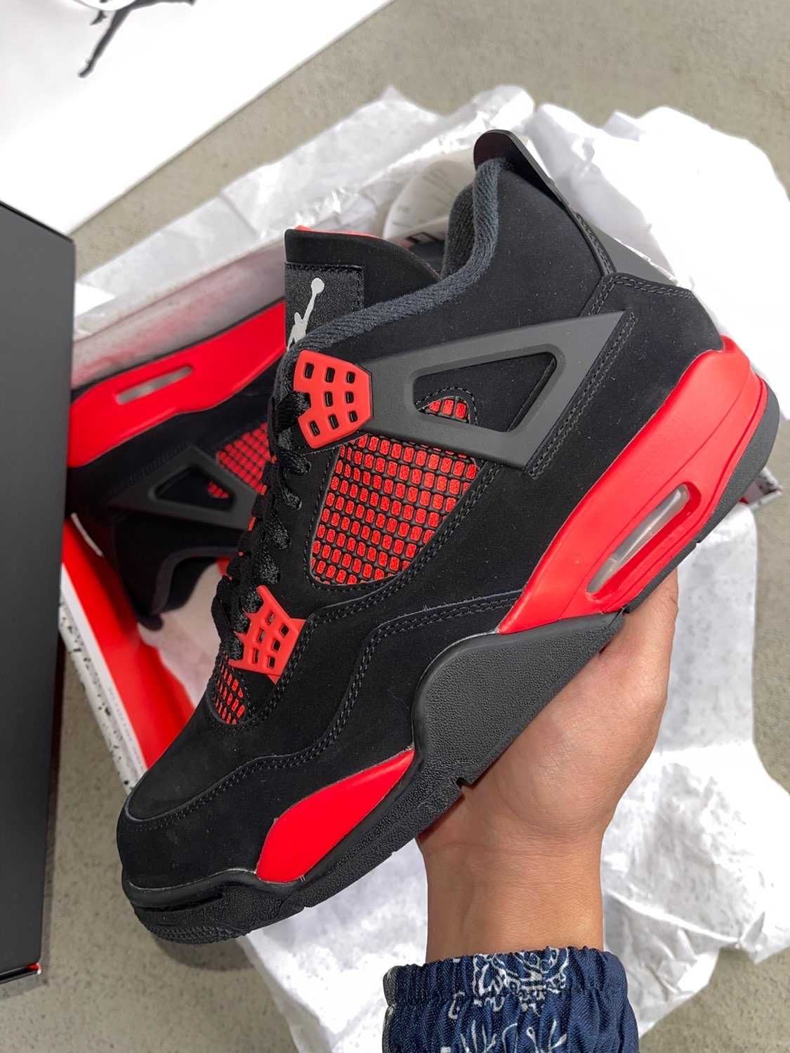 Jordan 4 Retro Red Thunder Rozmiar 43