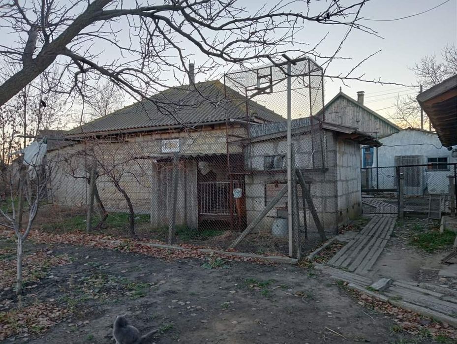 Продам дом ,по вопросам звоните