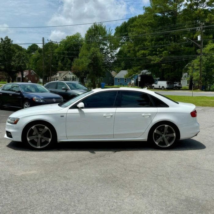 Audi A4 quattro Premium Plus      2014