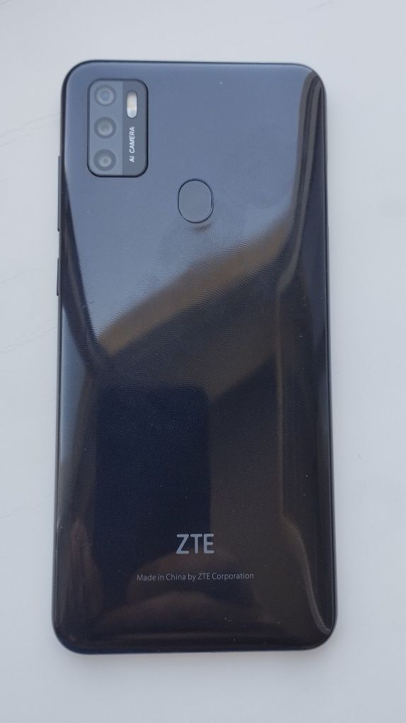 Продам смартфон ZTE A7S 2020