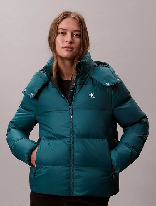 Куртка зимова жіноча calvin klein М, Л