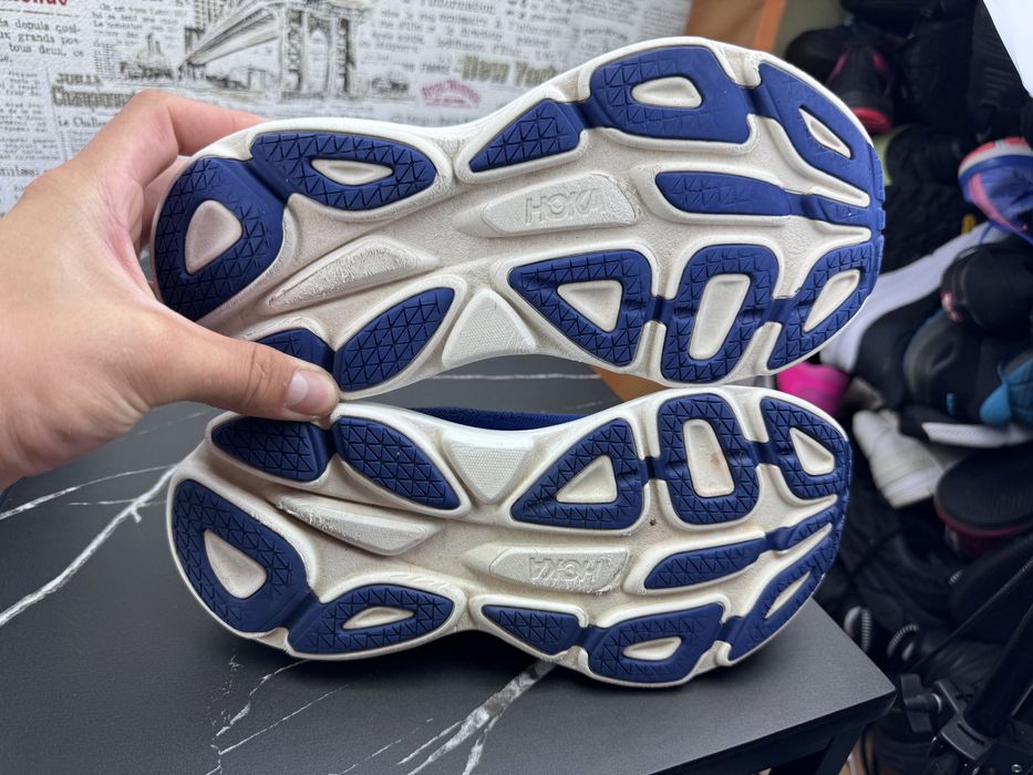 Розмір 39 Кросівки Hoka One One Bondi 8 / Взуття