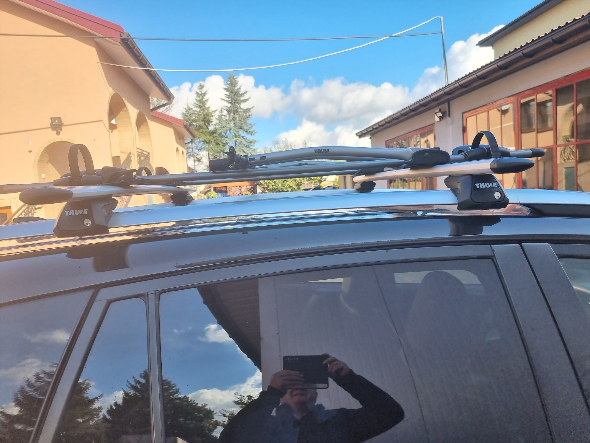 bagażnik rowerowy thule biker mocowania do toyoty rav4