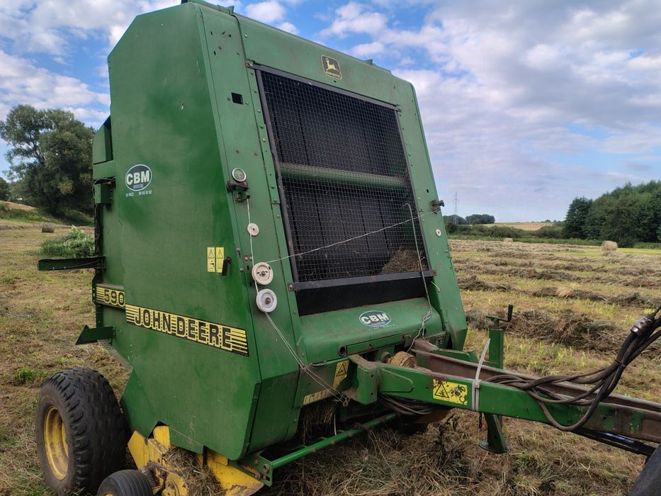 Prasa John Deere 590