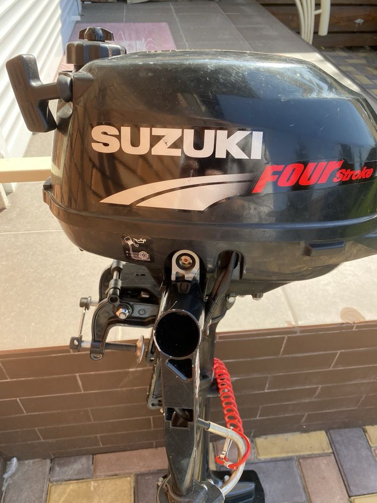Лодочний мотор Suzuki marine 2.5