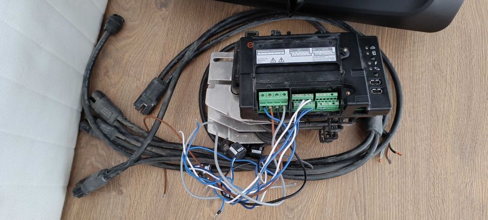 Enphase Meter / ENV-S-EM-230 / Envoy