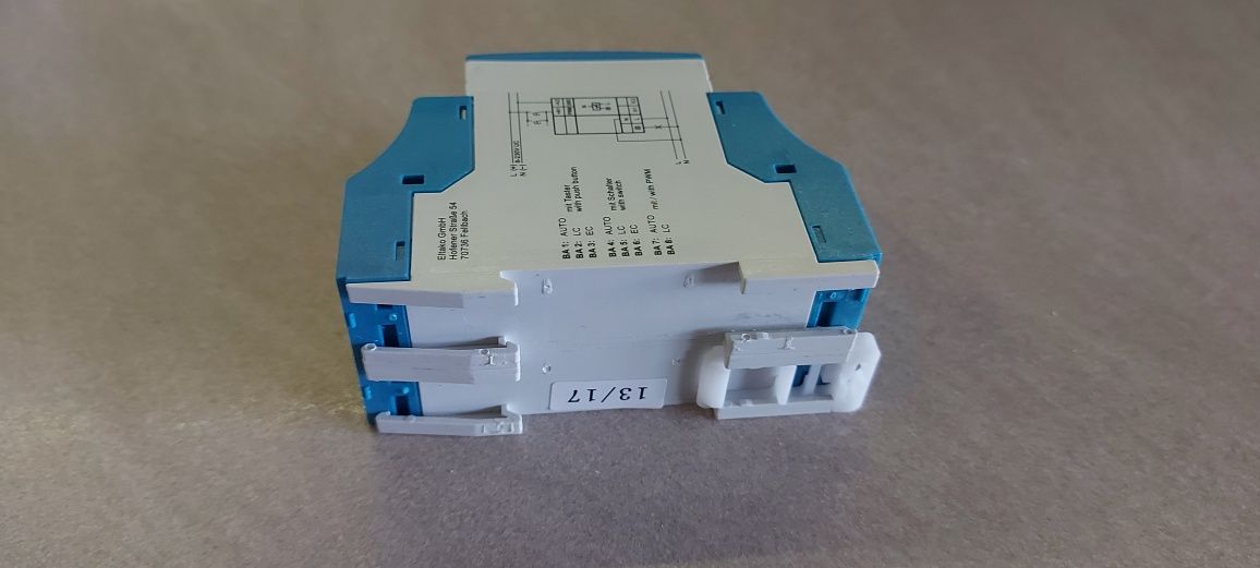 EUD12DK/800W-UC uniwersalny ściemniacz z regulatorem obrotowym