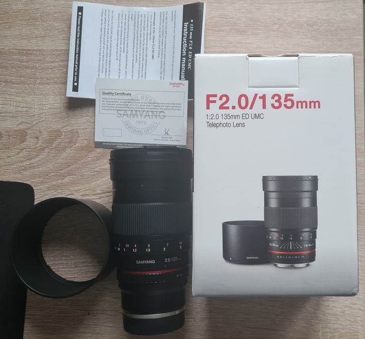 Obiektyw samyang 135mm 2.0 sony e w bardzo dobrym stanie