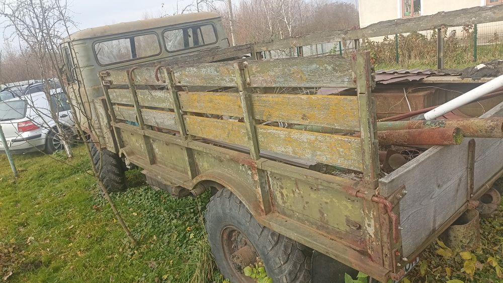 Вантажне авто Газ 66