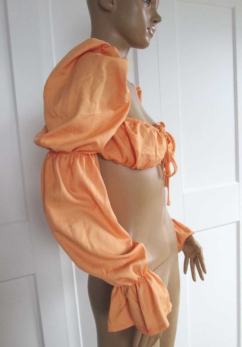 PrettyLittleThing bluzka crop top bufiaste rękawy seksowny M 38