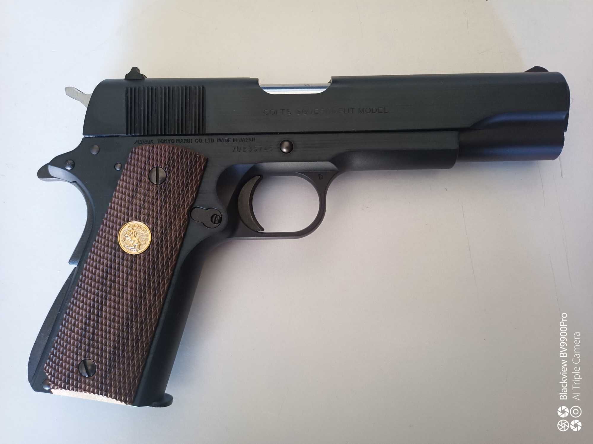 Tokyo Marui Colt 1911 gbb com 2 mags