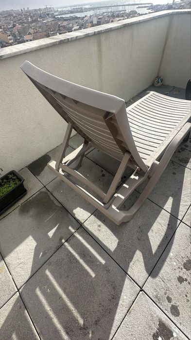 Espreguiçadeira em Plástico