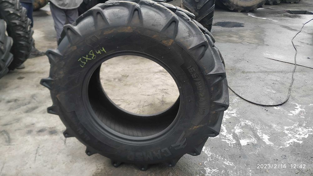 15,5/80-24 Camso 4L R1 JB825 JX884