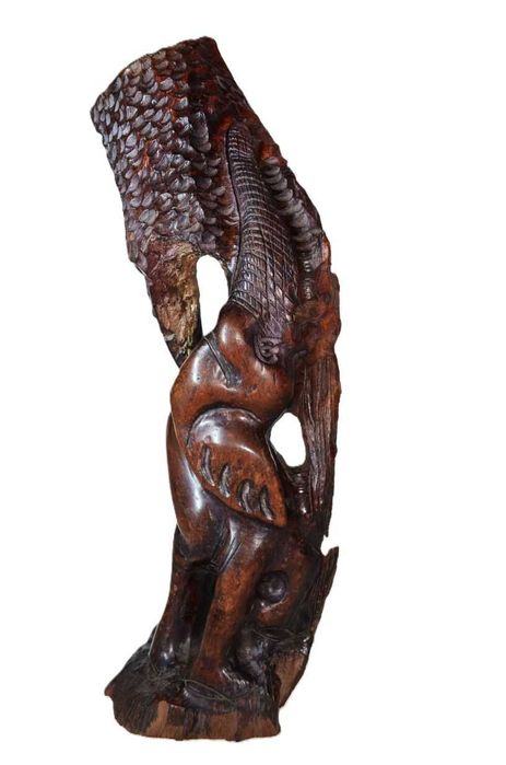 Rzeźba słoń z żelaznego drewna