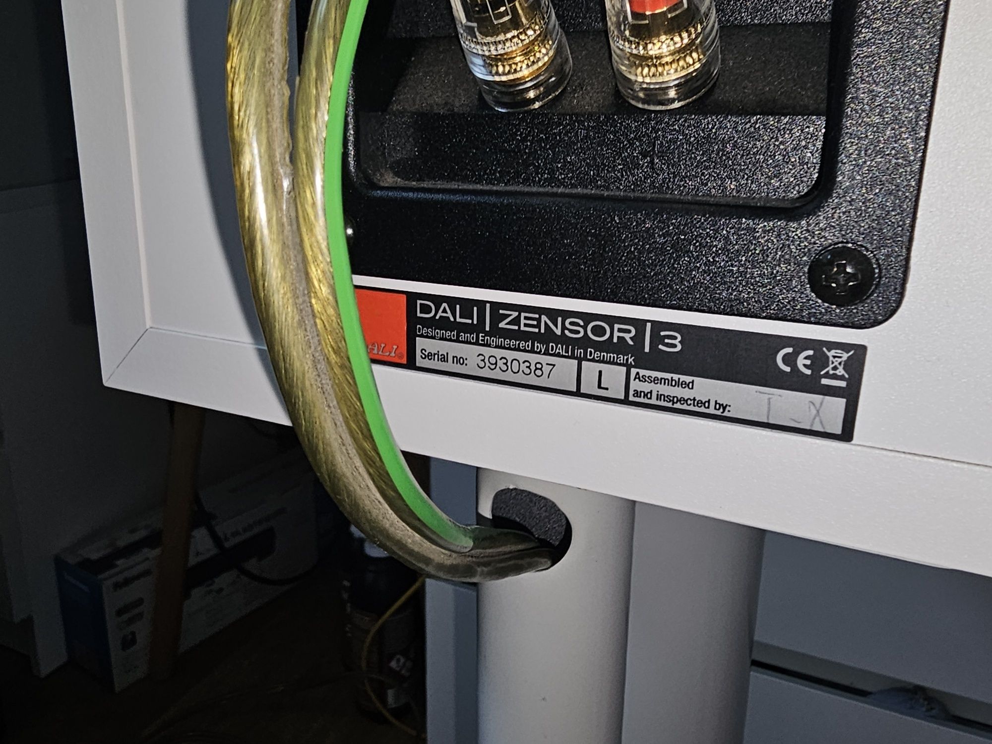 Kolumny głośnikowe Dali Zensor 3 Oehlbach kabel