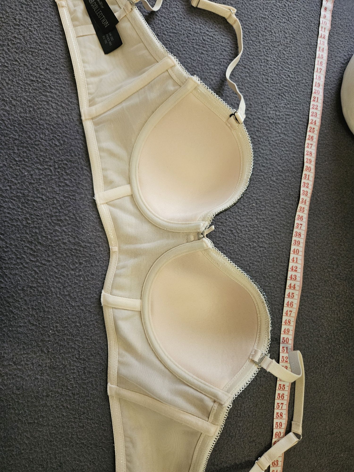 Hunkemöller 70C biustonosz TOP damski usztywniany pianką