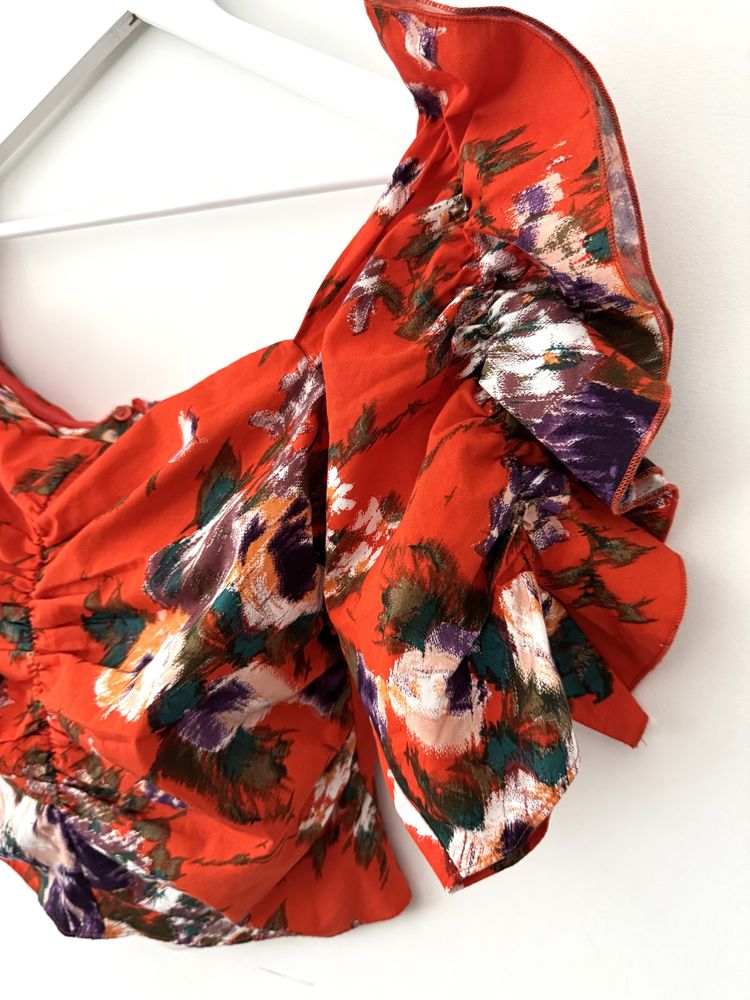 H&M krótki top Hiszpanka