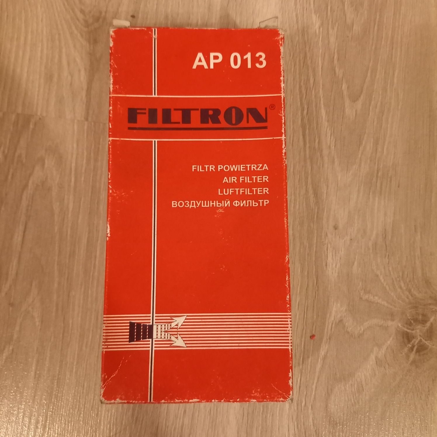 Filtr powietrza Filtron AP013 nowy