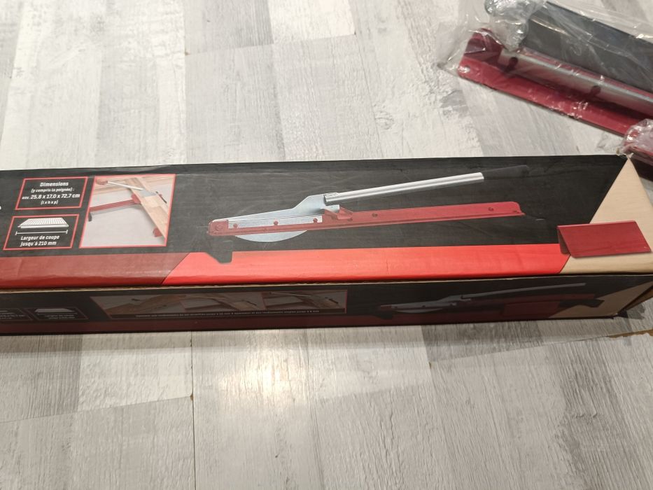 Gilotyna do cięcia paneli