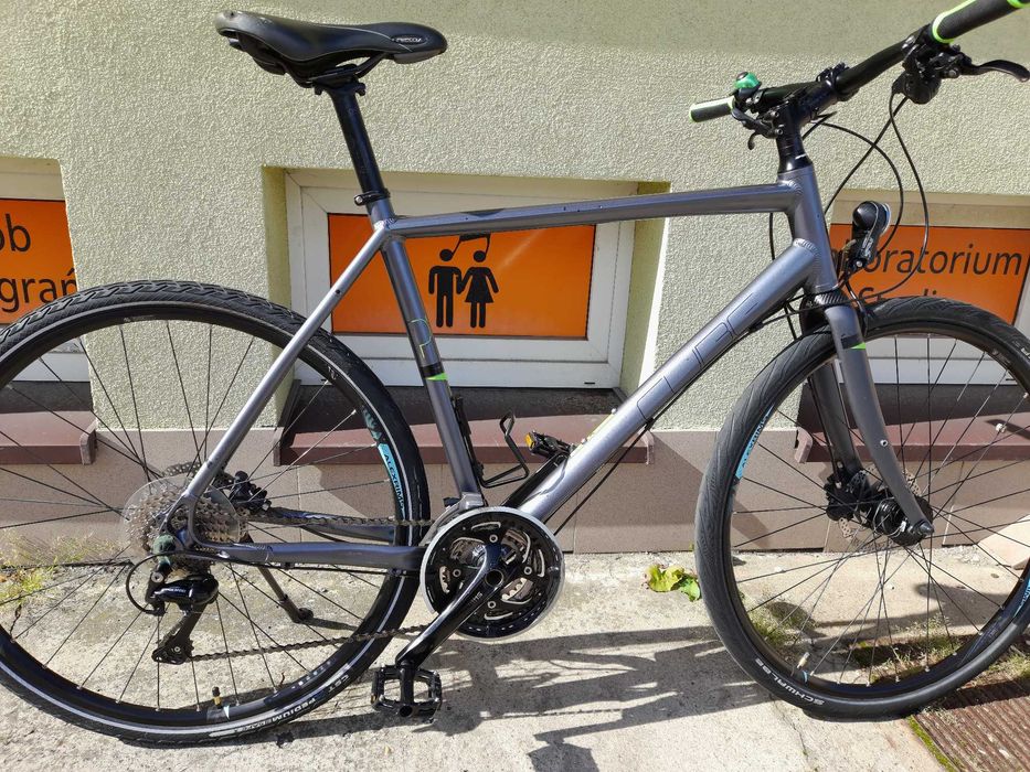 Rower CUBE TOURING rama ALU 58 hydraulika SHIMANO DEORE