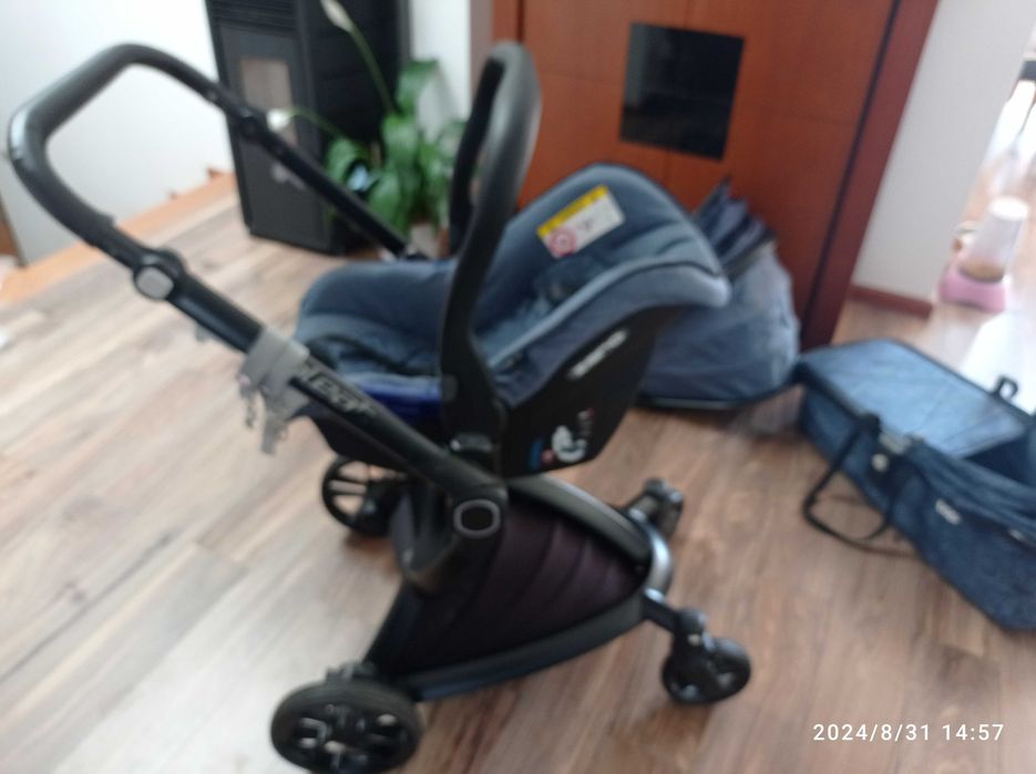 Trio Be Cool Pleat PLUS - Carrinho + Ovo + Alcofa + Saco + Capa Chuva