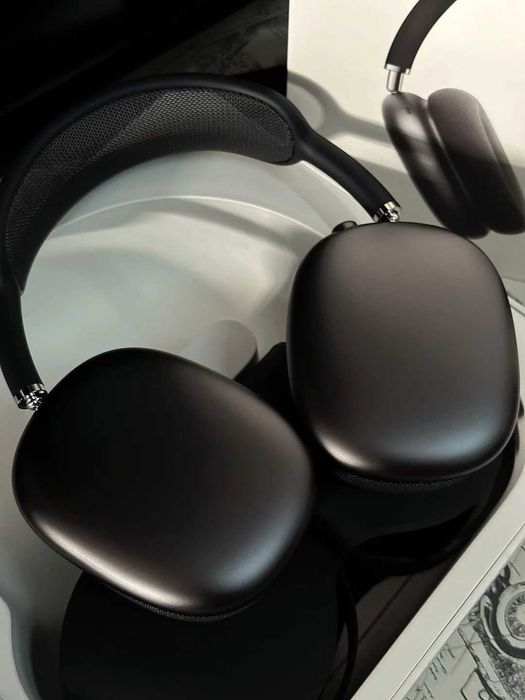 Apple AirPods Max Headphones Space Gray