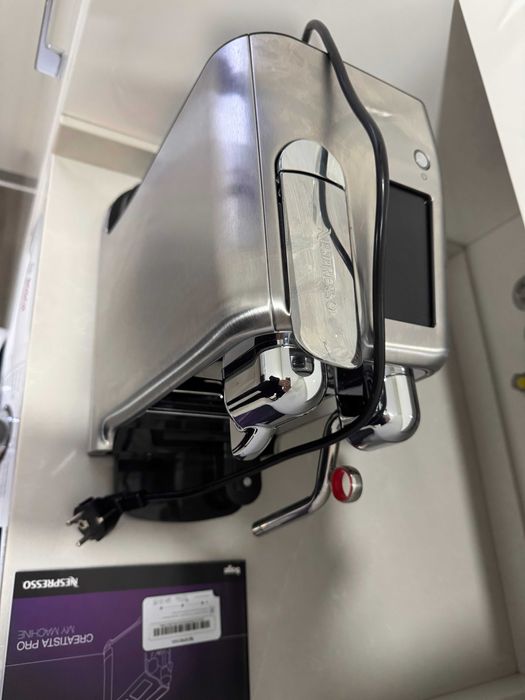 Nespresso Creatista Pro em Garantia com manual