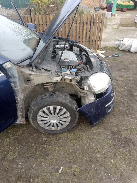 Продам гольф 5 ..