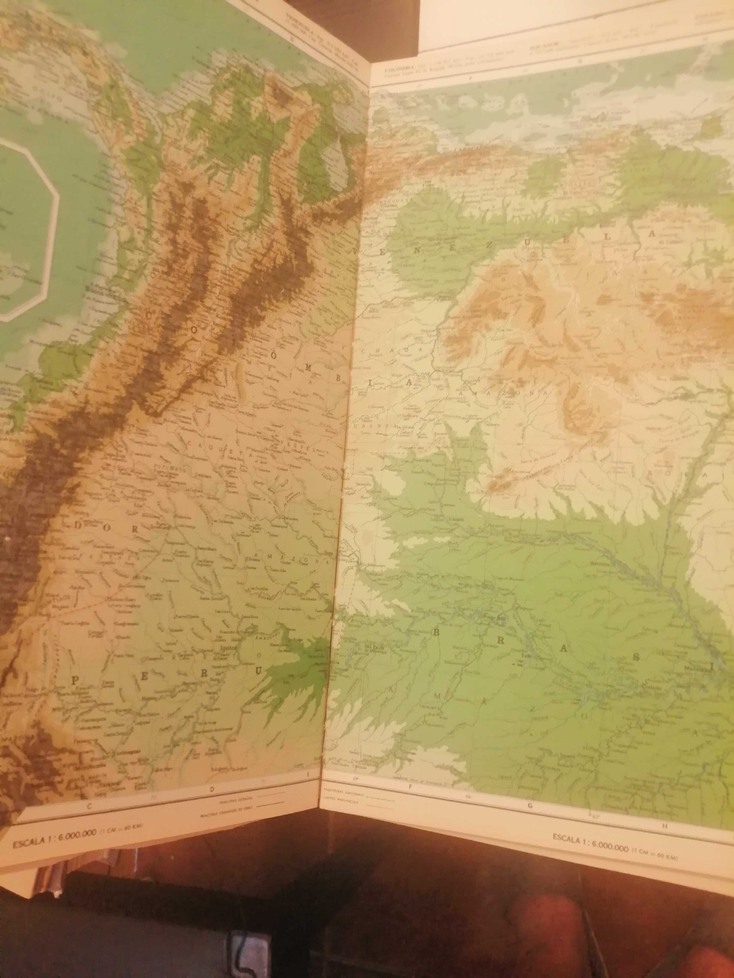 Livro Grande Atlas Mundial