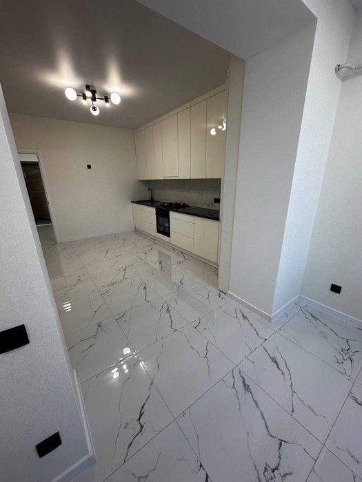 Продаж 1 К. Виставка