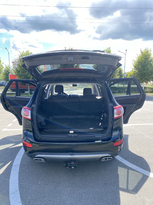 Продам Hyndai fanta fe Рестайлінг 2012 2,0d 4x4 110kw