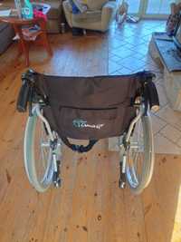 EVERYDAY-TIM Wózek inwalidzki aluminiowy łamanym oparciem i hamulcami